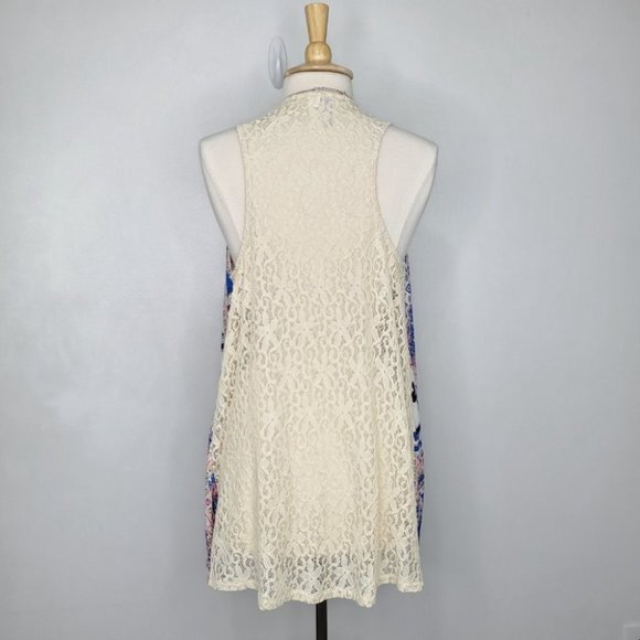 Alya Mixed Media Lace Open Front Vest Size M - Picture 6 of 11